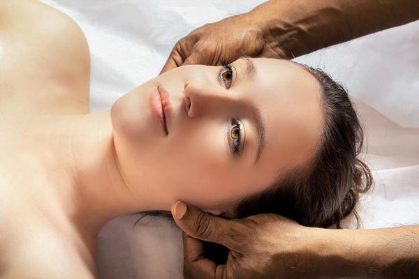 woman_head_massage